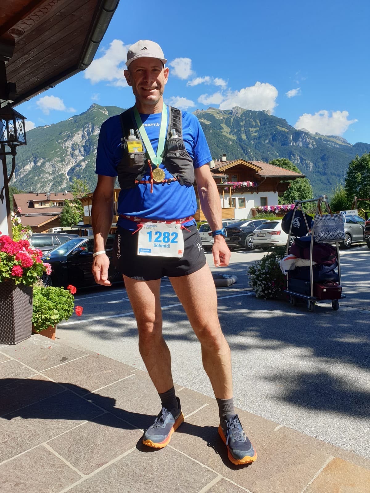 Herbert Schmid finisht Achenseelauf